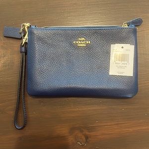 NWT Navy Leather Coach Zip Wristlet